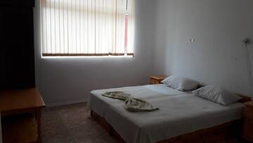 Фото номера Апартаменты эконом-класса с 1 спальней и балконом Апарт-отели Global Ville Apartcomplex г. Солнечный Берег 14