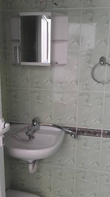 Фото номера Люкс эконом-класса с видом на бассейн - Первый этаж Апарт-отели Global Ville Apartcomplex г. Солнечный Берег 3