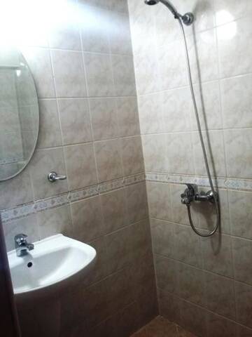 Фото номера Двухместный номер эконом-класса с 2 отдельными кроватями Отель Mercury Hotel-Premium All Inclusive г. Солнечный Берег 3