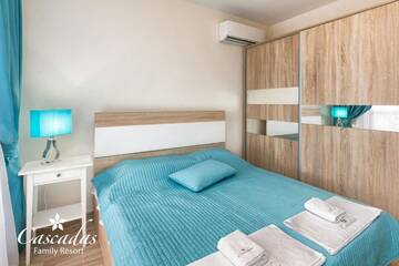 Фото номера Апартаменты Делюкс с 1 спальней Апарт-отели Cascadas Family Resort г. Солнечный Берег 4
