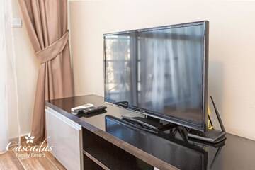 Фото номера Апартаменты Делюкс с 1 спальней Апарт-отели Cascadas Family Resort г. Солнечный Берег 8