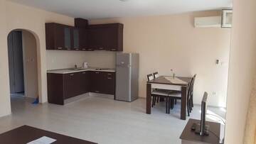 Фото номера Семейный номер-студио с балконом Апарт-отели Rose Garden Omax Hotel Apartments г. Солнечный Берег 16