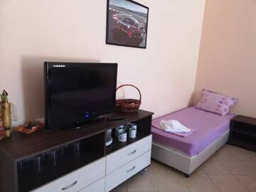 Фото номера Номер-студио «Гранд» у бассейна Апарт-отели Rose Garden Omax Hotel Apartments г. Солнечный Берег 3