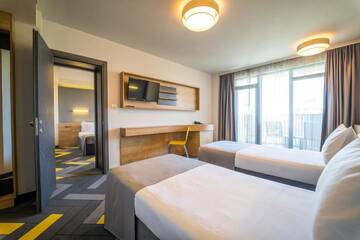 Фото номера Family Room (3 Adults + 1 Child) - Free Minibar &amp;amp; Parking Отель HVD Club Bor - 24 Hours Ultra All Inclusive г. Солнечный Берег 2