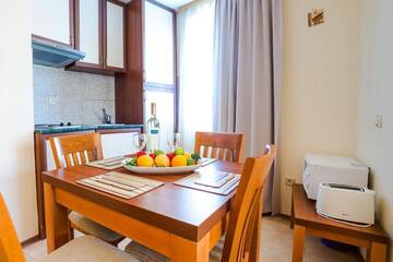 Фото номера Номер-студио с балконом (для 3 взрослых) Апарт-отели TSB Sunny Victory Apartments г. Солнечный Берег 8