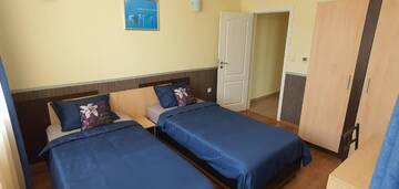 Фото номера Апартаменты с 1 спальней и видом на море Апарт-отели Favorit Aparthotel г. Солнечный Берег 13
