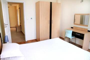 Фото номера Апартаменты с 1 спальней и видом на море Апарт-отели Favorit Aparthotel г. Солнечный Берег 24