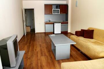 Фото номера Апартаменты с 1 спальней и видом на море Апарт-отели Favorit Aparthotel г. Солнечный Берег 26