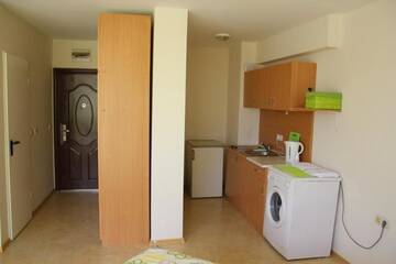 Фото номера Номер-студио Апарт-отели Apartcomplex Perla г. Солнечный Берег 5