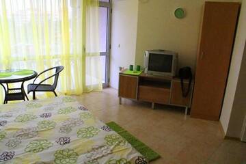 Фото номера Номер-студио Апарт-отели Apartcomplex Perla г. Солнечный Берег 7