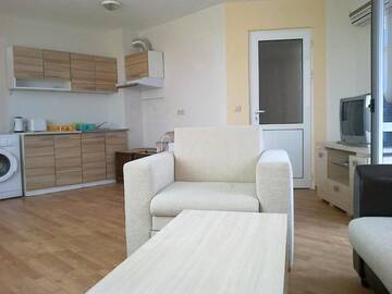 Фото номера Номер-студио Делюкс с террасой Апарт-отели Apartcomplex Perla г. Солнечный Берег 4