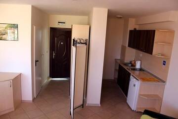 Фото номера Номер-студио Апарт-отели Apartcomplex Perla г. Солнечный Берег 81