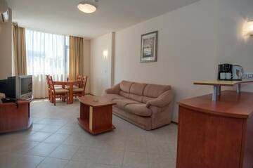 Фото номера Апартаменты с 1 спальней Апарт-отели Aparthotel Poseidon г. Солнечный Берег 10