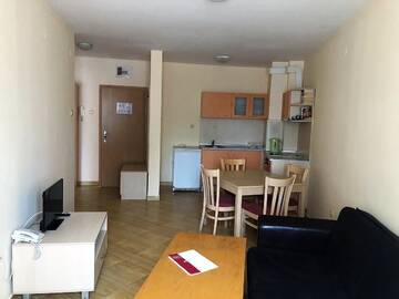 Фото номера Апартаменты с 1 спальней Апарт-отели Complex Golden Dreams г. Солнечный Берег 2